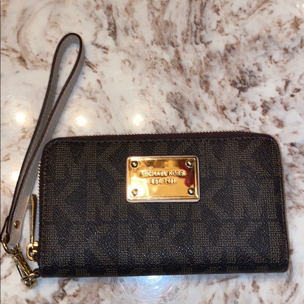❌SOLD❌Michael Kors Wrislet